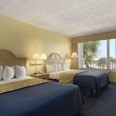 Days Inn By Wyndham Lenox Ma Екстериор снимка
