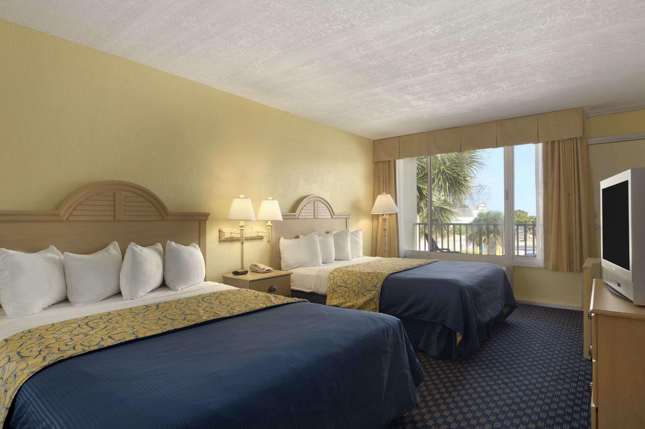 Days Inn By Wyndham Lenox Ma Екстериор снимка